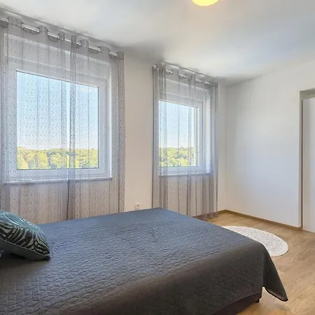 Enigma Bd 6 With Pool ,parking, Bbq, Replax 아파트 *