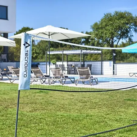 Enigma Bd 6 With Pool ,parking, Bbq, Replax 아파트