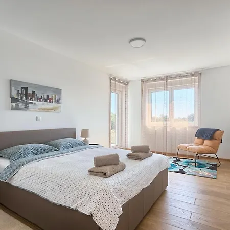 Enigma Bd 6 With Pool ,parking, Bbq, Replax 아파트 *